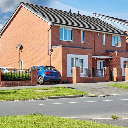Cosy,Modern And Relaxing 3 Bedroom House With Parking Manchester Bagian luar foto